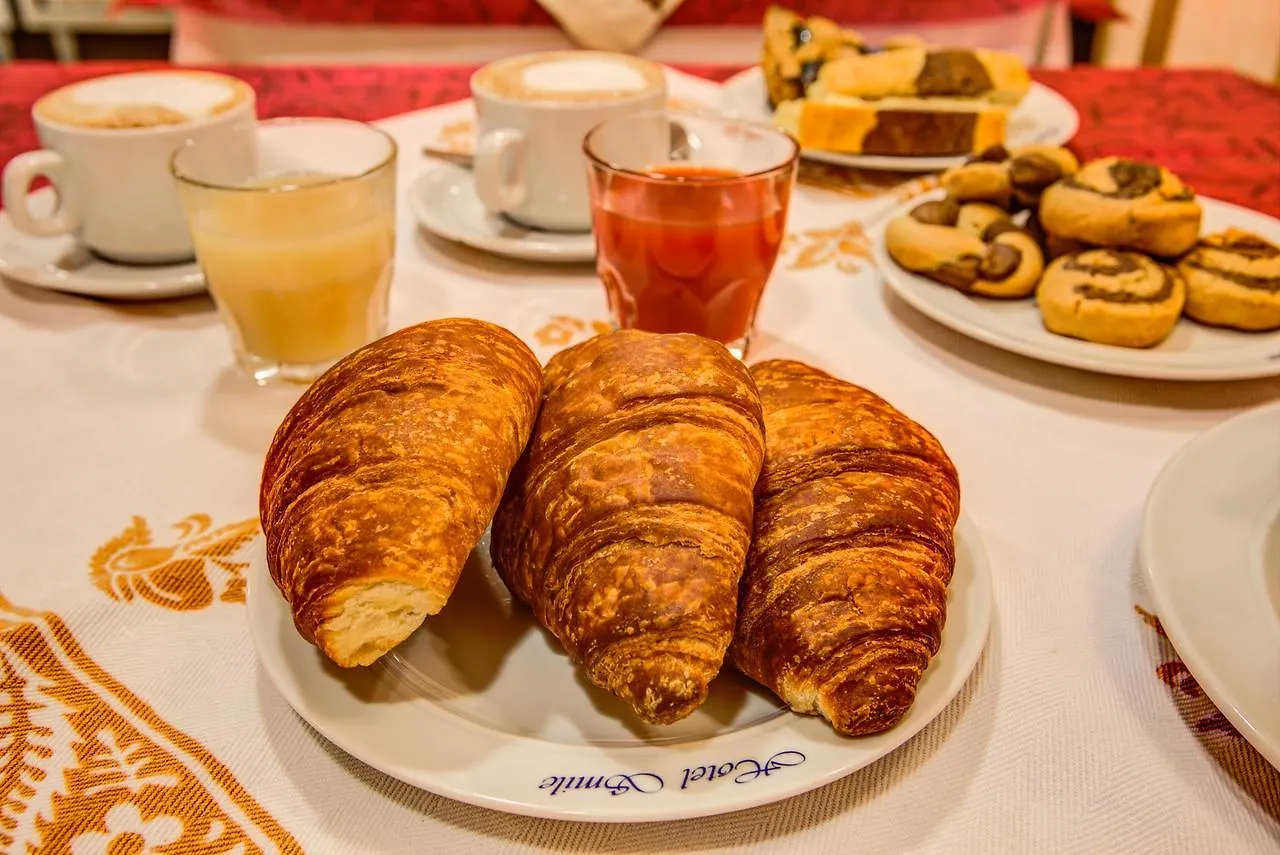 Hotel Smile Rimini 2*,